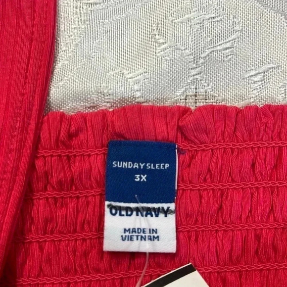 Old navy  tank top 3X - Picture 16 of 16